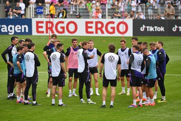 National coach Julian NAGELSMANN GER with players,team gestures,gives instructions Public training in Jena , Ernst Abbe Sportfeld German national soccer team,soccer training camp in Blankenhain Thuringia on 27 05 2024,