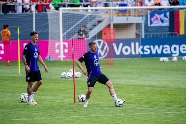 Maximilian Mittelstaedt Germany , GER, Training DFB Fussball Herren Nationalmannschaft Deutschland, Oeffentliches Auftakttraining Jena, UEFA Fussball Europameisterschaft 2024, 27 05 2024 DFB regulations prohibit any use of photographs as image sequences and or quasi video GER, Training DFB Fussball Herren Nationalmannschaft Deutschland, Oeffentliches Auftakttraining Jena, UEFA Fussball Europameisterschaft 2024, 27 05 2024 Jena Copyright: xEibner-Pressefoto Memmlerx EP_MMR