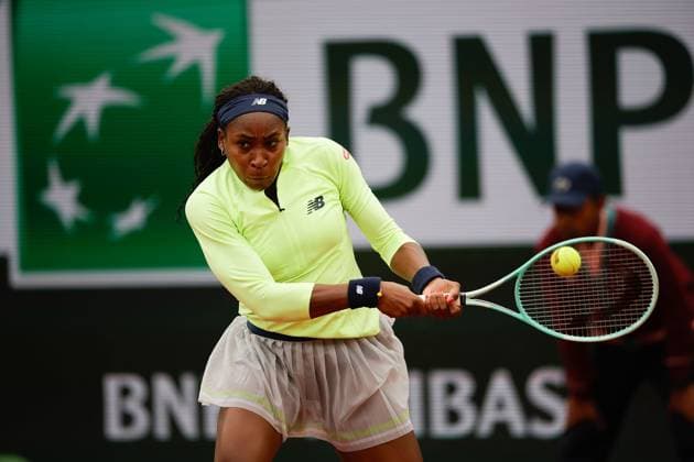 27 05 2024 Tennis, French Open 2024 Roland Garros, FRA, Women™s Singles picture v li Coco Gauff United States plays a backhand Copyright: HMBxMedia AntonioxBorga