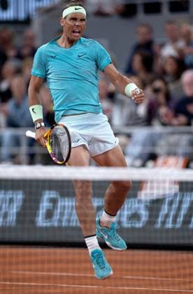 Rafael Nadal of Spain celebrates French Open Tennis, Day 2, Tennis, Roland Garros, Paris, France - 27 May 2024  Copyright: xEllaxLing Shutterstockx 14506170t