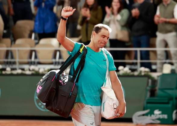 Rafael Nadal ESP leaves the court after his defeat in the tournament, Emotion Tennis French Open 2024 Roland Garros Paris France 27 May 2024 Copyright: xJuergenxHasenkopfx