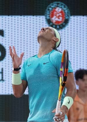 Rafael Nadal of Spain frustrated French Open Tennis, Day 2, Tennis, Roland Garros, Paris, France - 27 May 2024  Copyright: xEllaxLing Shutterstockx 14506170aj