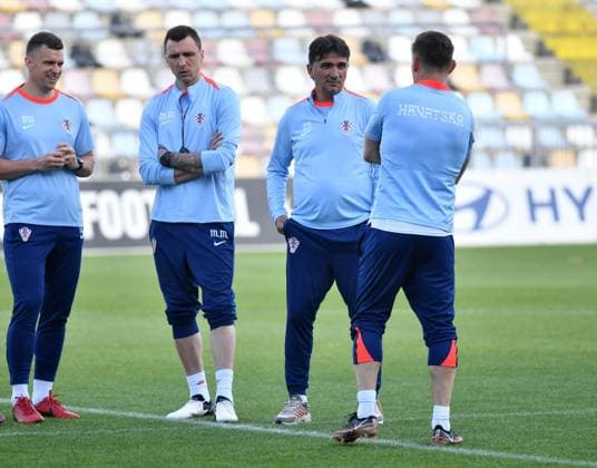 Croatia, Rijeka, 270524. Stadium Rujevica. Training of the Croatian national football team. In the photo: Mario Mandzuikic, Zlatko Dalic. Photo: Damir Skomrlj CROPIX Copyright: xxDamirxSkomrljx trening_reprezentacija1-270524