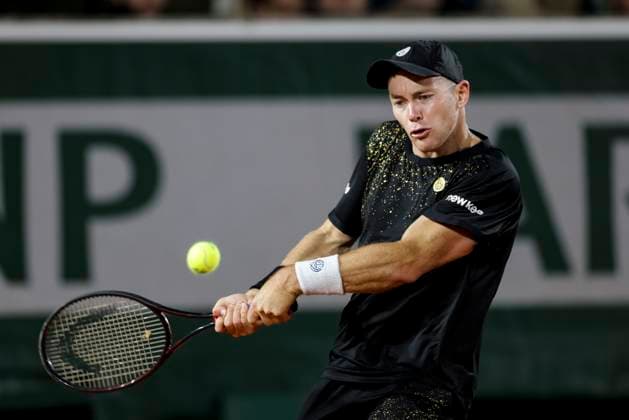 TENNIS - French Open 2024 PARIS,FRANCE,27.MAY.24 - TENNIS - ATP, Tennis Herren World Tour, French Open, Roland Garros, Grand Slam. Image shows Dominik Koepfer (GER).  GEPAxpictures xPatrickxSteiner