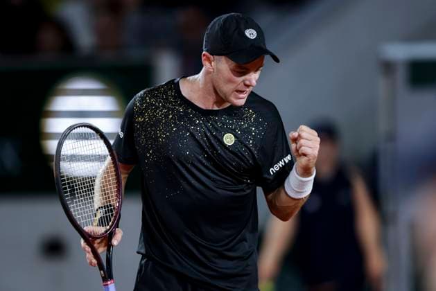 TENNIS - French Open 2024 PARIS,FRANCE,27.MAY.24 - TENNIS - ATP, Tennis Herren World Tour, French Open, Roland Garros, Grand Slam. Image shows the rejoicing of Dominik Koepfer (GER).  GEPAxpictures xPatrickxSteiner