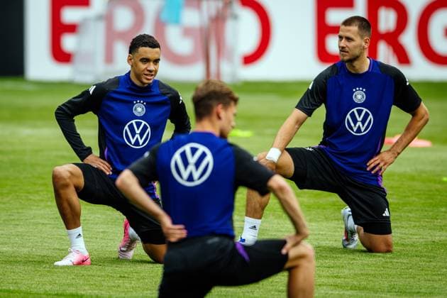 Jena , 270524 , 15,000 fans celebrate the DFB team during public training in Jena In the picture Jamal Musiala and Waldemar Anton