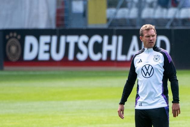 Julian Nagelsmann Germany, national coach before Germany branding, GER, Training DFB Fussball Herren Nationalmannschaft Deutschland, Oeffentliches Auftakttraining Jena, UEFA Fussball Europameisterschaft 2024, 27 05 2024 DFB regulations prohibit any use of photographs as image sequences and or quasi video GER, Training DFB Fussball Herren Nationalmannschaft Deutschland, Oeffentliches Auftakttraining Jena, UEFA Fussball Europameisterschaft 2024, 27 05 2024 Jena Copyright: xEibner-Pressefoto Memmlerx EP_MMR