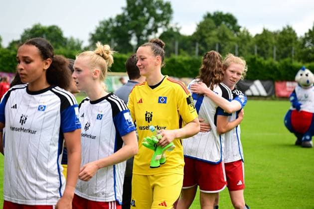Soccer I Women I Season 2023 2024 I 2 Womens Bundesliga I 26 Matchday I Hamburger SV FSV Gütersloh I 26 05 2024 Almuth Schult 39, Hamburger SV yellow Hamburg Sportpark Eimsbüttel Hamburg Hamburg Germany Copyright: xLobeca FelixxSchlikisx
