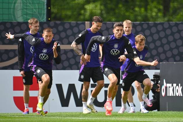 from right Joshua KIMMICH, Chris FUEHRICH, Kai HAVERTZ,Robin KOCH, Waldemar ANTON, Maximilian BEIER, action training at the Golf Resort Weimarer Land,training ground German national football team,football training camp in Blankenhain Thuringia on 27 05 2024,