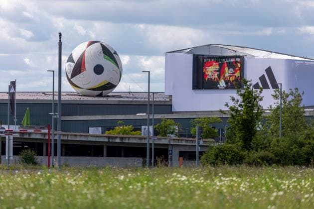 Report 28 05 2024 adidas in Herzogenaurach prepares for the arrival of the mens national team Football love and a big LED invites fans to the national teams welcome party on Friday, May 31 in Herzogenaurach Herzogenaurach Bavaria Germany