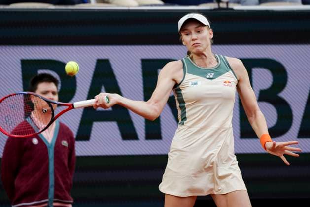 TENNIS - French Open 2024 PARIS,FRANCE,28.MAY.24 - TENNIS - WTA, Tennis Damen Tour, French Open, Roland Garros, Grand Slam. Image shows Elena Rybakina (KAZ).  GEPAxpictures xPatrickxSteiner