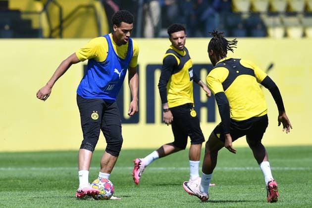 Soccer 1 Bundesliga training Borussia Dortmund on 28 05 2024 at the training ground Hohenbuschei in Dortmund Felix Nmecha Dortmund , left Jamie Jermaine Bynoe Gittens Dortmund , right xRx