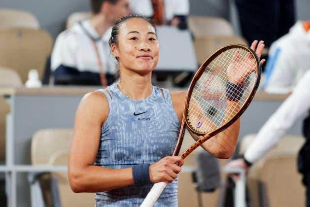 TENNIS - French Open 2024 PARIS,FRANCE,28.MAY.24 - TENNIS - WTA, Tennis Damen Tour, French Open, Roland Garros, Grand Slam. Image shows Qinwen Zheng (CHN).  GEPAxpictures xPatrickxSteiner