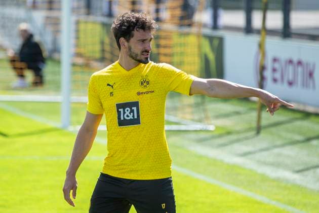Training Borussia Dortmund, 28 05 2024 Mats Hummels Borussia Dortmund, 15 Training session of Borussia Dortmund on 28 05 2024 before the UEFA Champions League final against Real Madrid, training ground Hohenbuschei, Dortmund DFL regulations prohibit any use of photographs as image sequences and or quasi video Copyright: xBEAUTIFULxSPORTS Meuselx