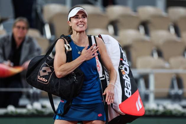 2024 French Open - Day 3 Alize Cornet is reacting during a ceremony for her last tournament of her professional career. The ceremony is being held after her loss against Zheng Qinwen in the Women s Singles first round match on Day Three of the 2024 French Open at Roland Garros in Paris, France, on May 28, 2024 Paris France  Copyright: xIbrahimxEzzatx originalFilename:ezzat-notitle240528_np2lo.jpg