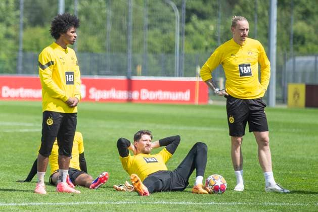 Training Borussia Dortmund, 28 05 2024 Karim Adeyemi Borussia Dortmund, 27 , Gregor Kobel Borussia Dortmund, 1 , Marius Wolf Borussia Dortmund, 17 Training session of Borussia Dortmund on 28 05 2024 before the UEFA Champions League final against Real Madrid, training ground Hohenbuschei, Dortmund DFL regulations prohibit any use of photographs as image sequences and or quasi video Copyright: xBEAUTIFULxSPORTS Meuselx