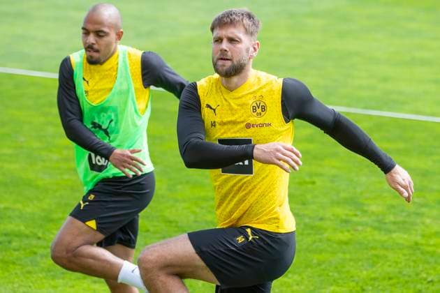 Training Borussia Dortmund, 28 05 2024 Donyell Malen Borussia Dortmund, 21 , Niclas Füllkrug Borussia Dortmund, 14 Training session of Borussia Dortmund on 28 05 2024 before the UEFA Champions League final against Real Madrid, training ground Hohenbuschei, Dortmund DFL regulations prohibit any use of photographs as image sequences and or quasi video Copyright: xBEAUTIFULxSPORTS Meuselx
