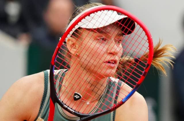 Elena Rybakina in first round action French Open Tennis, Day 3, Tennis, Roland Garros, Paris, France - 28 May 2024  Copyright: xJavierxGarcia Shutterstockx 14506171i