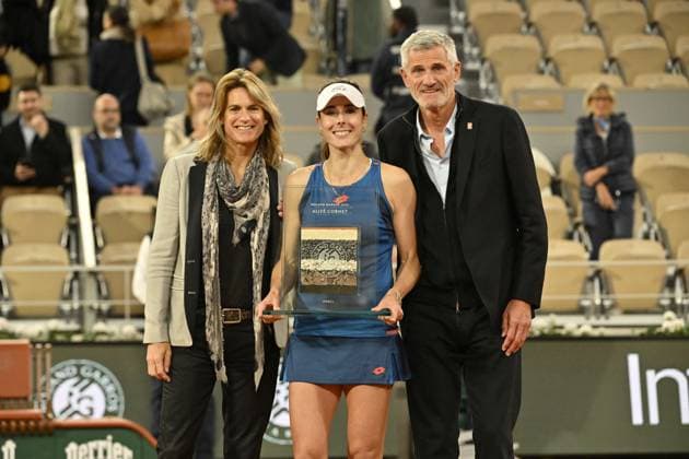 Tennis : Roland Garros 2024 - Alize Cornet - France - Fin de carriere Tennis : Roland Garros 2024 - France - 28 05 2024 ChrysleneCaillaud Panoramic 