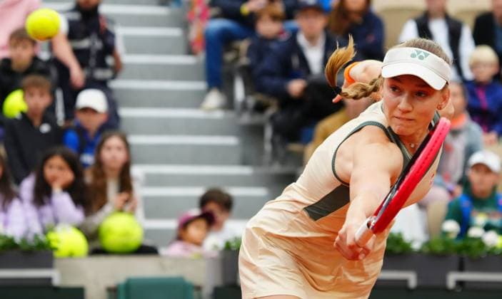 Elena Rybakina in first round action French Open Tennis, Day 3, Tennis, Roland Garros, Paris, France - 28 May 2024  Copyright: xJavierxGarcia Shutterstockx 14506171ba