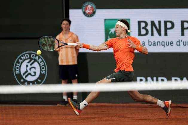 TENNIS - French Open 2024 PARIS,FRANCE,28.MAY.24 - TENNIS - ATP, Tennis Herren World Tour, French Open, Roland Garros, Grand Slam. Image shows Casper Ruud (NOR).  GEPAxpictures xPatrickxSteiner