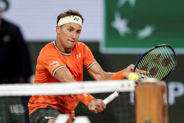 TENNIS - French Open 2024 PARIS,FRANCE,28.MAY.24 - TENNIS - ATP, Tennis Herren World Tour, French Open, Roland Garros, Grand Slam. Image shows Casper Ruud (NOR).  GEPAxpictures xPatrickxSteiner