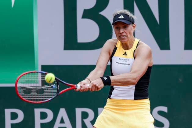 TENNIS - French Open 2024 PARIS,FRANCE,28.MAY.24 - TENNIS - WTA, Tennis Damen Tour, French Open, Roland Garros, Grand Slam. Image shows Angelique Kerber (GER).  GEPAxpictures xPatrickxSteiner