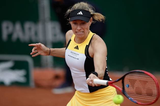 Tennis, French Open, Day 3, Angelique Kerber loses to Arantxa Rus