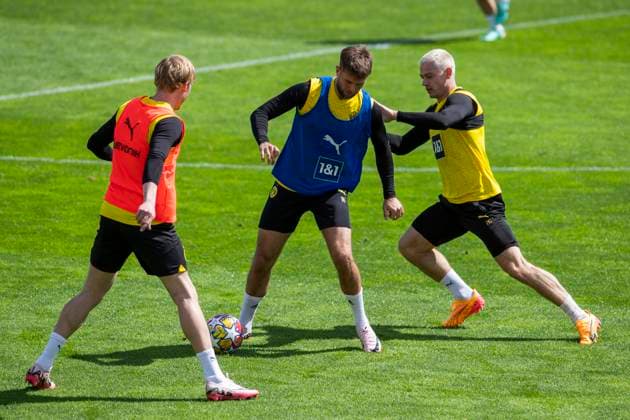 Training Borussia Dortmund, 28 05 2024 Niclas Füllkrug Borussia Dortmund, 14 in duel with Julian Ryerson Borussia Dortmund, 26 Training session of Borussia Dortmund on 28 05 2024 before the UEFA Champions League final against Real Madrid, training ground Hohenbuschei, Dortmund DFL regulations prohibit any use of photographs as image sequences and or quasi video Copyright: xBEAUTIFULxSPORTS Meuselx