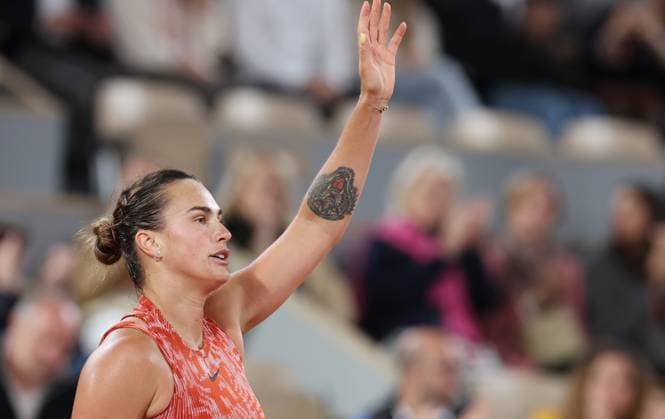 (240529) -- PARIS, May 29, 2024 -- Aryna Sabalenka of Belarus reacts during the women s singles first round match between Aryna Sabalenka of Belarus and Erika Andreeva of Russia at the French tennis tournament at Roland Garros in Paris, France, on May 28, 2024. ) (SP)FRANCE-PARIS-TENNIS-FRENCH OPEN-WOMEN S SINGLES GaoxJing 