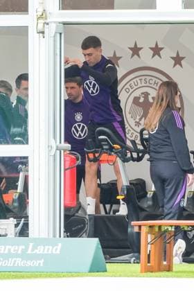 Brajan Gruda Germany Germany in the tent on the rubber bands Blankenhain 29 05 2024 Training camp of the German national team for the European Championship preparation, Golf Resort Weimarer Land