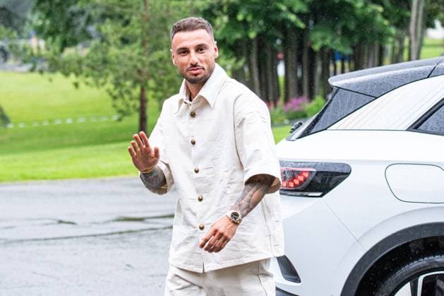 Jonathan Clauss FOOTBALL : Arrivee des joueurs de lÂ’Equipe de France - Clairefontaine - 29 05 2024 BaptisteAutissier Panoramic 
