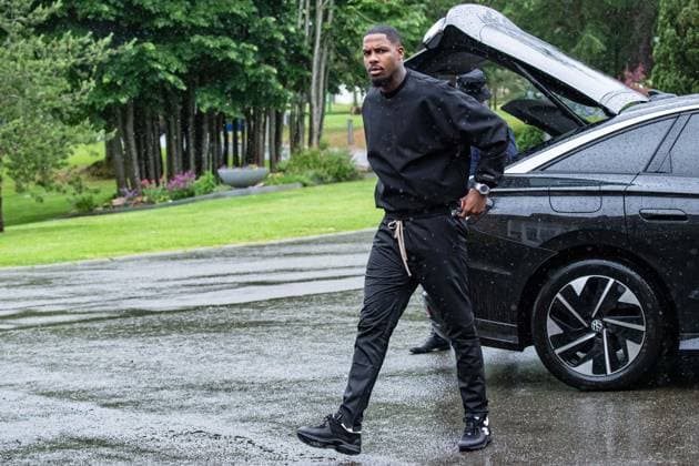 Mike Maignan FOOTBALL : Arrivee des joueurs de lÂ’Equipe de France - Clairefontaine - 29 05 2024 BaptisteAutissier Panoramic 