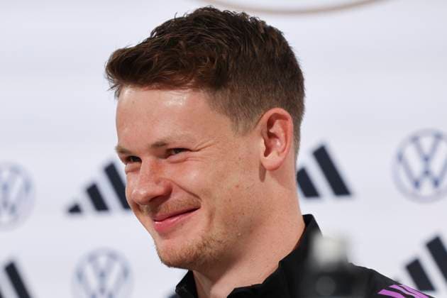 Goalkeeper Alexander Nuebel answers questions from journalists, press conference day 3, training camp of the German national team, castle, 29 05 2024, Blankenhain, Germany