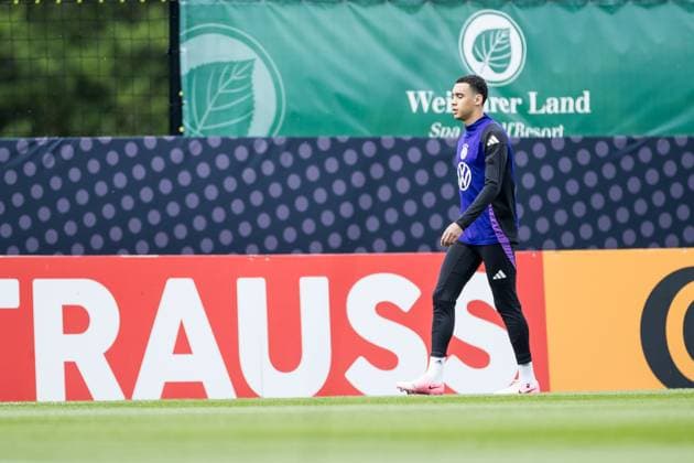 DFB Training Camp Training 29 05 2024 Jamal Musiala Germany on the way to the training ground DFB Training Camp Training Blankenhain, Golf Spa Resort Weimarer Land on 29 05 2024 Copyright: xBEAUTIFULxSPORTS Wunderlx