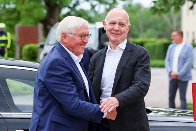 Federal President Frank Walter Steinmeier is received in the German team quarters by President Bernd Neuendorf German Football Association, Visit of the Federal President, Training camp of the German national team, Spa and GolfResort Weimarer Land, 29 05 2024, Blankenhain, Germany