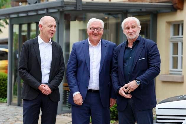 Federal President Frank Walter Steinmeier is received in the German team quarters by President Bernd Neuendorf German Football Association and Director Mens National Team Rudi Voeller German Football Association, Visit of the Federal President, Training camp of the German national team, Spa and GolfResort Weimarer Land, 29 05 2024, Blankenhain, Germany