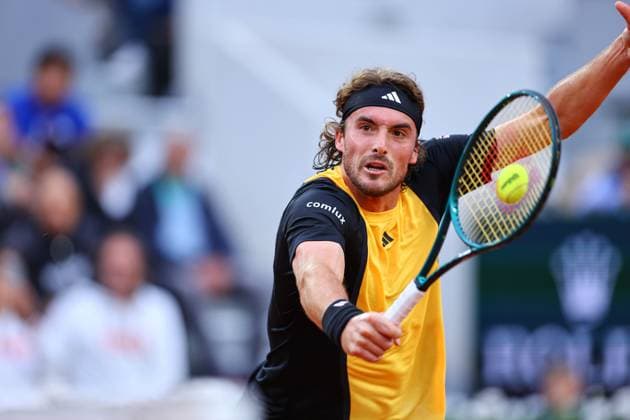 2024.05.29 Paryz Tenis French Open Roland Garros 2024 Daniel Altmaier - Stefanos Tsitsipas N Z Stefanos Tsitsipas Foto Pawel Andrachiewicz PressFocus 2024.05.29 Paris Tennis French Open Roland Garros 2024 Daniel Altmaier - Stefanos Tsitsipas Stefanos Tsitsipas Photo Pawel Andrachiewicz PressFocus NEWSPIX.PL --- Newspix.pl POLAND OUT!  20240529_PF_PA118