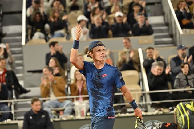 Tennis : Roland Garros 2024 - Jesper de Jong - Hollande Tennis : Roland Garros 2024 - France - 29 05 2024 ChrysleneCaillaud Panoramic 