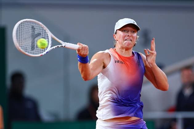 2024.05.29 Paryz Tenis French Open Roland Garros 2024 Iga Swiatek - Naomi Osaka N Z Iga Swiatek Foto Pawel Andrachiewicz PressFocus 2024.05.29 Paris Tennis French Open Roland Garros 2024 Iga Swiatek - Naomi Osaka Iga Swiatek Photo Pawel Andrachiewicz PressFocus NEWSPIX.PL --- Newspix.pl POLAND OUT!  20240529_PF_PA282