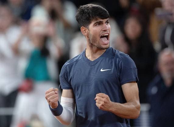 Carlos Alcaraz of Spain in action French Open Tennis, Day 4, Tennis, Roland Garros, Paris, France - 29 May 2024  Copyright: xJavierxGarcia Shutterstockx 14513222ca