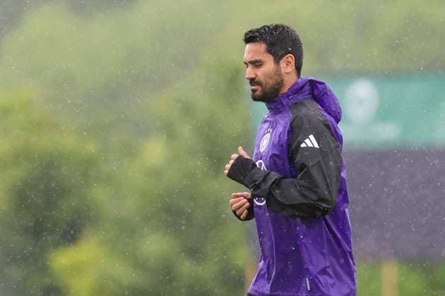 Ilkay Guendogan warms up, training day 4, training camp of the German national team, Spa and GolfResort Weimarer Land, 30 05 2024, Blankenhain, Germany