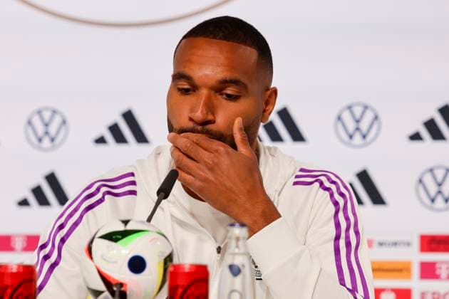 Jonathan Tah gestures, press conference day 4, training camp of the German national team, castle, 30 05 2024, Blankenhain, Germany