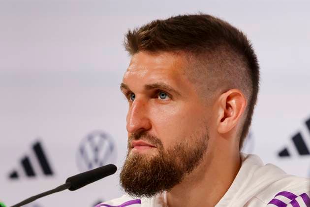 Robert Andrich answers questions from journalists at the press conference, press conference day 4, training camp of the German national team, Schloss, 30 05 2024, Blankenhain, Germany
