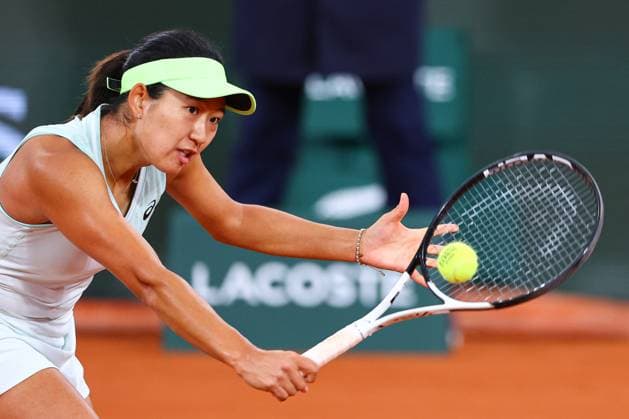 2024.05.30 Paryz Tenis French Open Roland Garros 2024 Moyuka Uchijima - Aryna Sabalenka N Z Moyuka Uchijima Foto Pawel Andrachiewicz PressFocus 2024.05.30 Paris Tennis French Open Roland Garros 2024 Moyuka Uchijima - Aryna Sabalenka Moyuka Uchijima Photo Pawel Andrachiewicz PressFocus NEWSPIX.PL --- Newspix.pl POLAND OUT!  20240530_PF_PA220