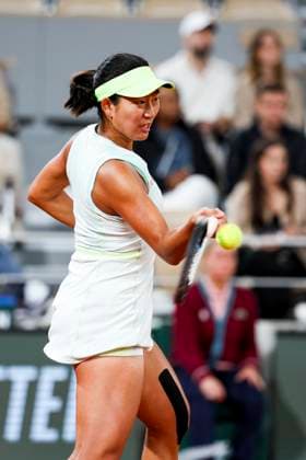 TENNIS - French Open 2024 PARIS,FRANCE,30.MAY.24 - TENNIS - WTA, Tennis Damen Tour, French Open, Roland Garros, Grand Slam. Image shows Moyuka Uchijima (JPN).  GEPAxpictures xPatrickxSteiner