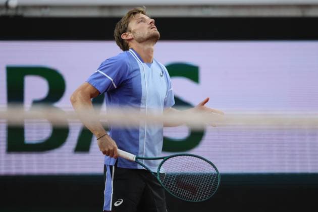 Belgian David Goffin reacts during a tennis match against German Zverev, in the second round of the men s singles, at the Roland Garros French Open tennis tournament, in Paris, France, Thursday 30 May 2024. This year s tournament takes place from 26 May to 09 June. BENOITxDOPPAGNE  x93624415x