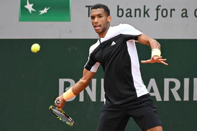 Felix Auger-Aliassime (CAN) TENNIS : Roland Garros 2024 - 30 05 2024 MichaelBaucher Panoramic 