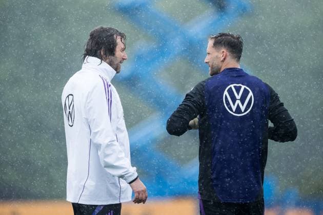 DFB Training Camp Training 30 05 2024 Oliver Baumann Germany trains in the pouring rain DFB Training Camp Training Blankenhain, Golf Spa Resort Weimarer Land on 30 05 2024 Copyright: xBEAUTIFULxSPORTS Wunderlx
