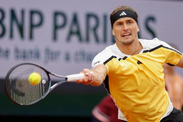 May 30, 2024, Paris, Paris, France: Alexander Zverev (GER) in action during the tennis Grand Slam of Roland Garros 2024, day 4, match between Alexander Zverev (GER) and David Goffin (BEL) at Roland Garros Stadium - on 30 2024.Paris - France Paris France - ZUMAb253 20240530_zsp_b253_052 Copyright: xLoicxBaratouxx